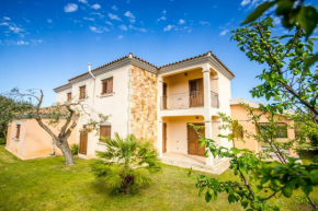 Iris Houses San Teodoro